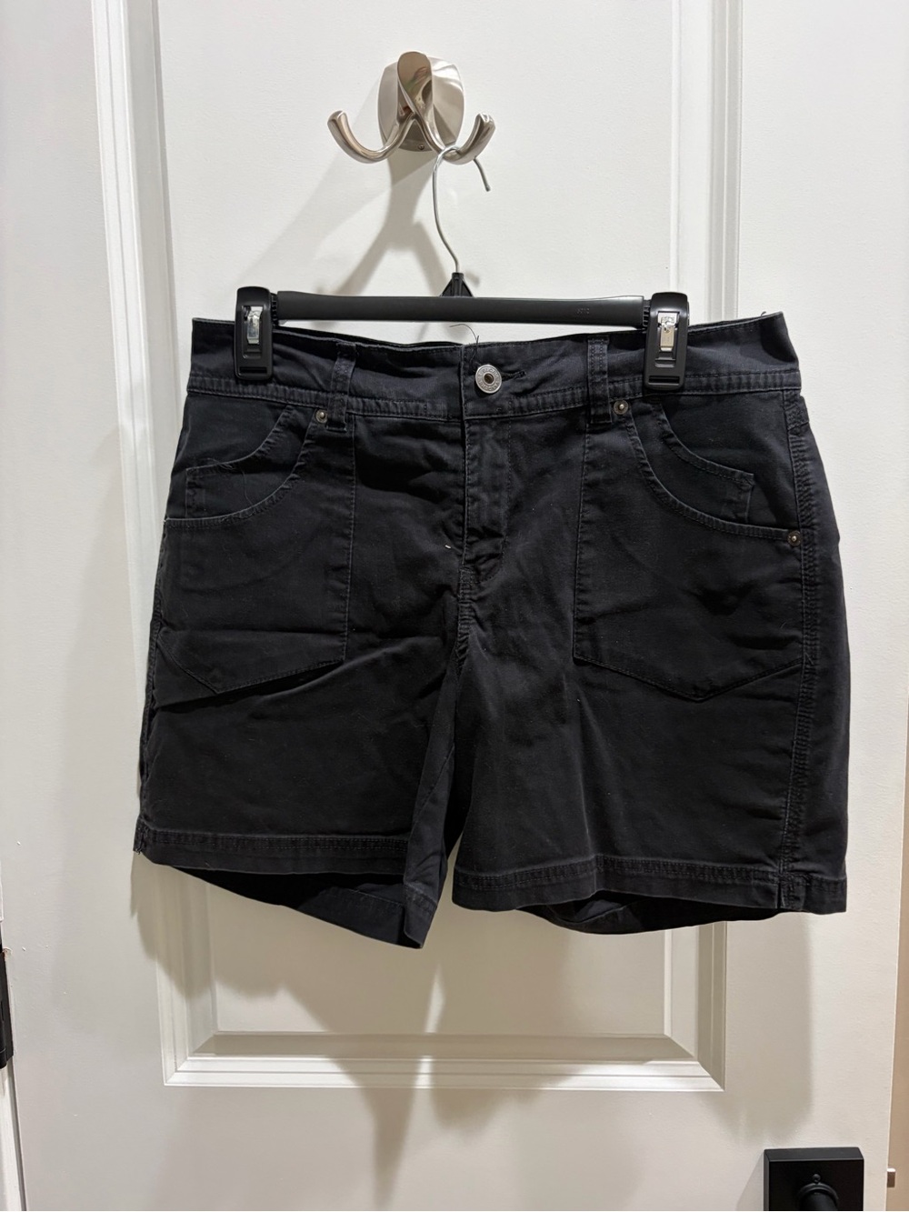 Gloria Vanderbilt Black Utility Bermuda Shorts